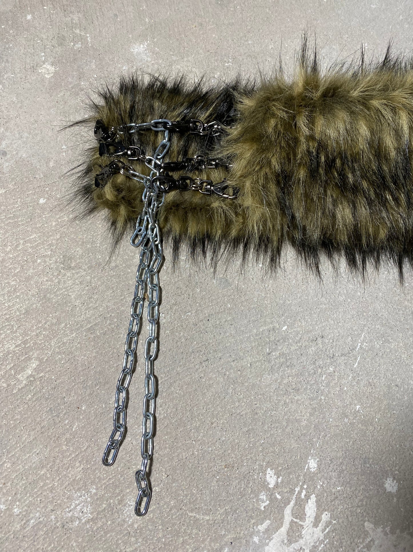 Ceinture faux fur kaki camouflage